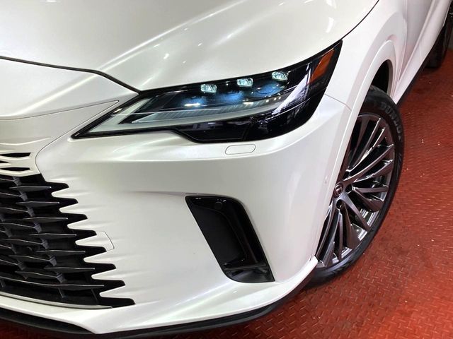 TOYOTA LEXUS RX350H 2023 Image 31