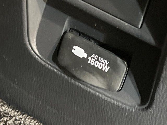 TOYOTA VOXY HYBRID 2024 Image 31