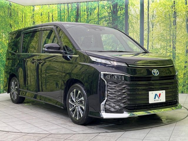 TOYOTA VOXY HYBRID 2024 Image 31