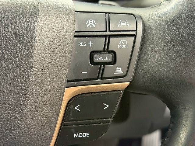 TOYOTA CROWN CROSSOVER 2022 Image 31