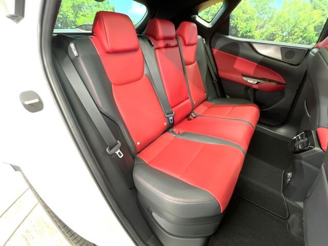 TOYOTA LEXUS NX350H 2023 Image 31