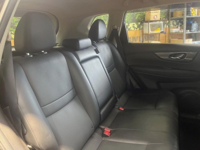 NISSAN X-TRAIL 4WD 2016 Image 31