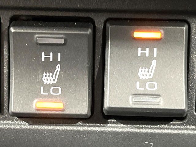 TOYOTA COROLLA CROSS HYBRID 2024 Image 31