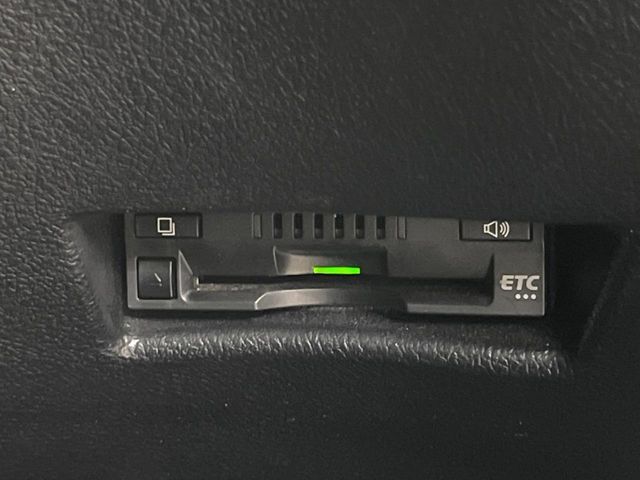 TOYOTA SIENTA HYBRID 2018 Image 31