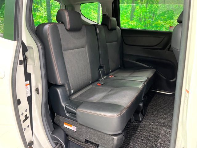 TOYOTA SIENTA HYBRID 2018 Image 31