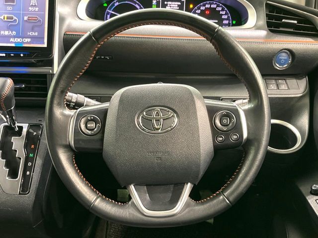 TOYOTA SIENTA HYBRID 2018 Image 31
