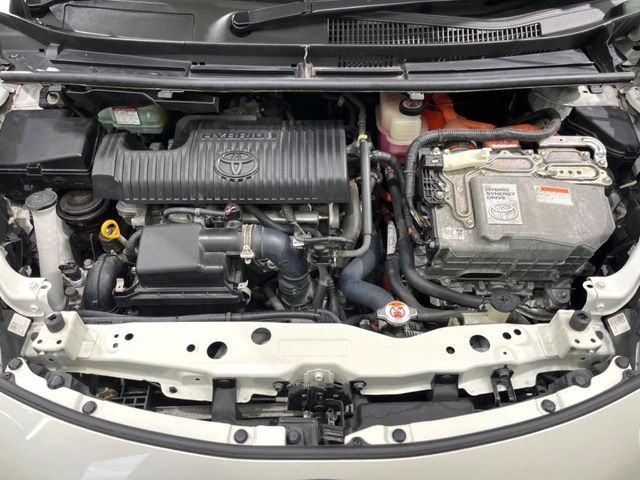 TOYOTA SIENTA HYBRID 2018 Image 31