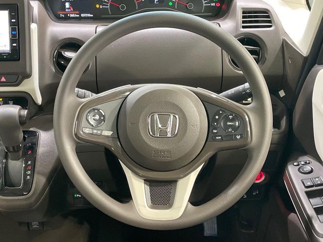 HONDA N BOX 2021 Image 31