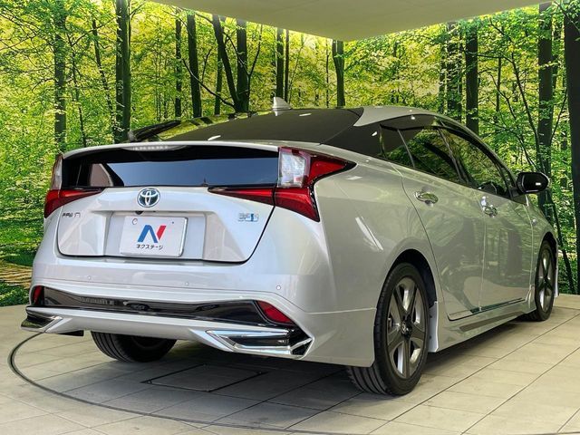 TOYOTA PRIUS 2019 Image 31