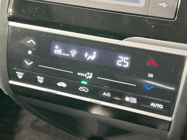 HONDA FIT 2017 Image 31