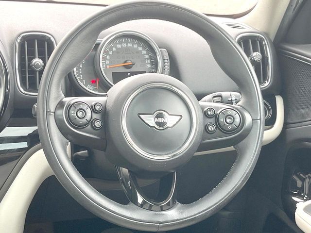 BMW MINI COOPER D CR 2017 Image 31