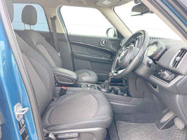 BMW MINI COOPER D CR 2019 Image 31