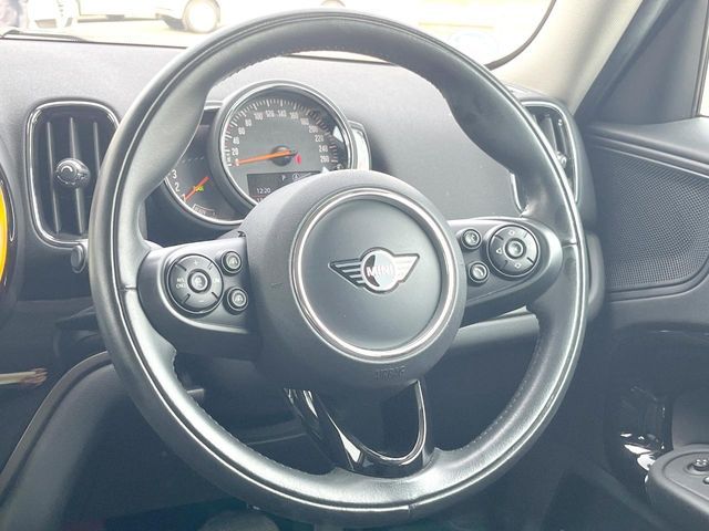 BMW MINI COOPER D CR 2019 Image 31