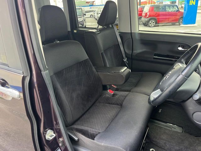 DAIHATSU TANTO CUSTOM 2014 Image 31