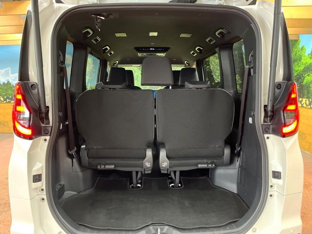 TOYOTA NOAH 2023 Image 31