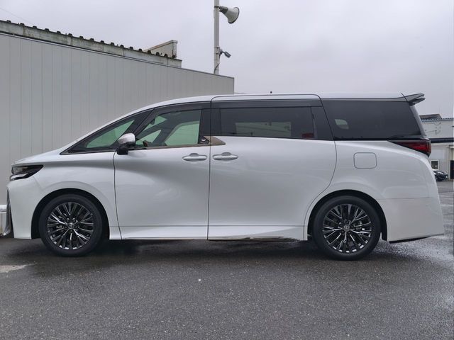 TOYOTA VELLFIRE  HYBRID 2025 Image 31
