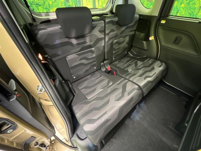 DAIHATSU TANTO FAN CROSS 2023 Image 31