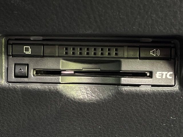 TOYOTA C-HR 2020 Image 31