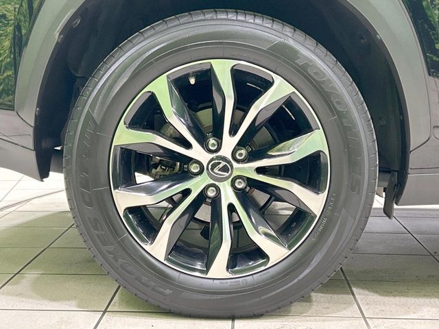 TOYOTA LEXUS NX300H 2016 Image 31