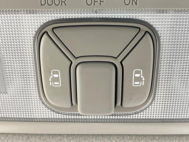 TOYOTA ESTIMA 2007 Image 31