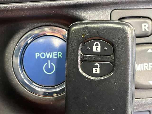 TOYOTA AQUA 2012 Image 31