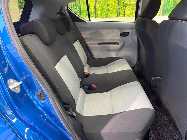 TOYOTA AQUA 2012 Image 31