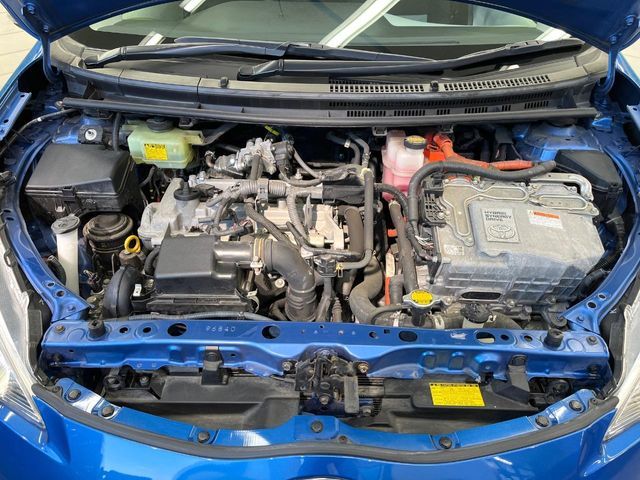 TOYOTA AQUA 2012 Image 31