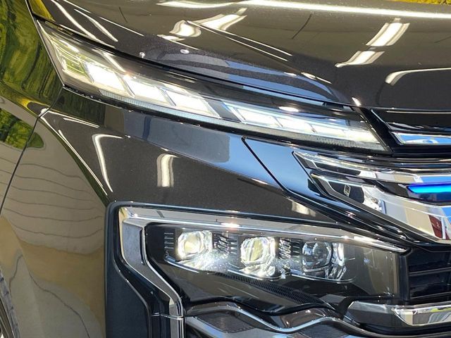 TOYOTA VOXY HYBRID 2022 Image 31