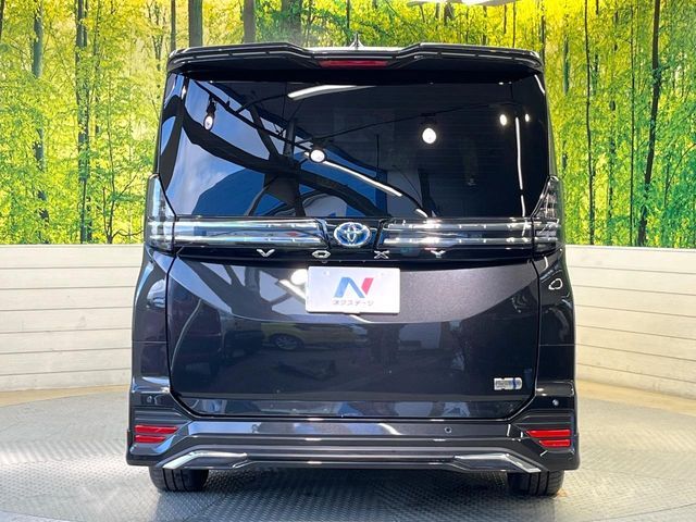 TOYOTA VOXY HYBRID 2022 Image 31