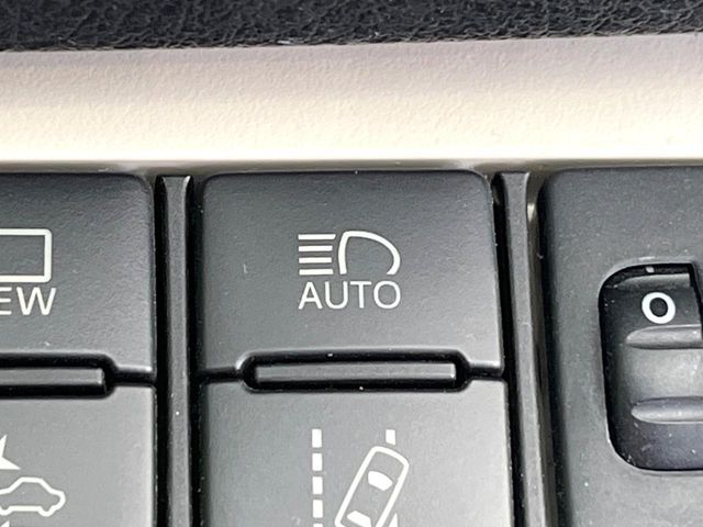 TOYOTA SIENTA HYBRID 2019 Image 31