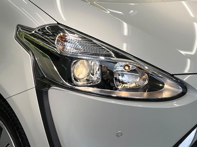 TOYOTA SIENTA HYBRID 2019 Image 31
