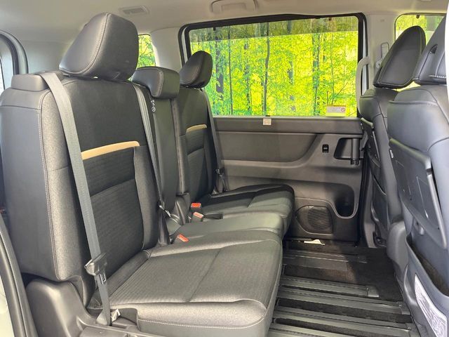 NISSAN SERENA  WG 2023 Image 31