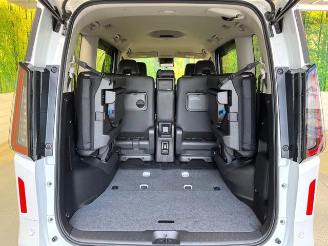 NISSAN SERENA  WG 2023 Image 31