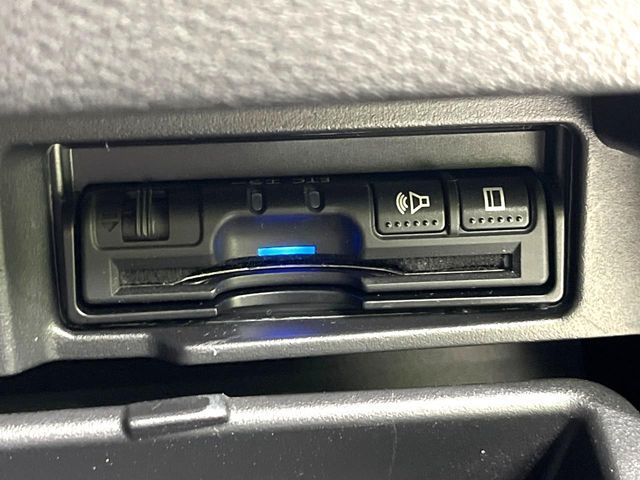 NISSAN SERENA  S-HYBRID 2017 Image 31