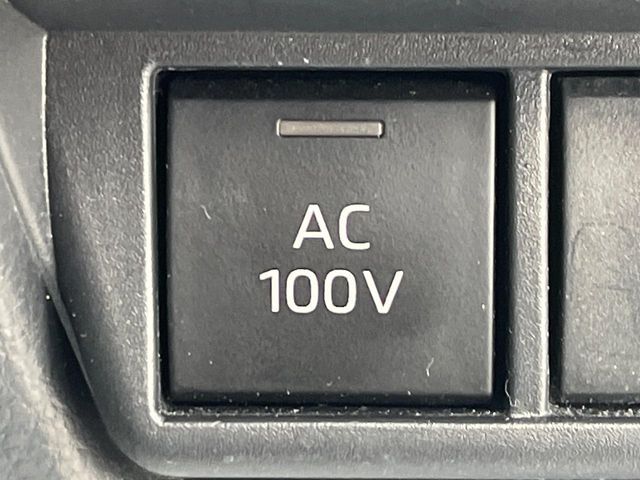 TOYOTA PRIUS 2023 Image 31