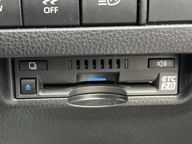 TOYOTA HARRIER HYBRID 2022 Image 31