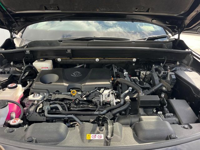 TOYOTA HARRIER HYBRID 2022 Image 31