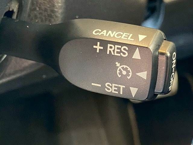 TOYOTA VOXY 2018 Image 31