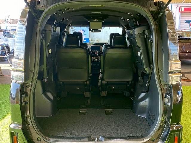 TOYOTA VOXY 2018 Image 31