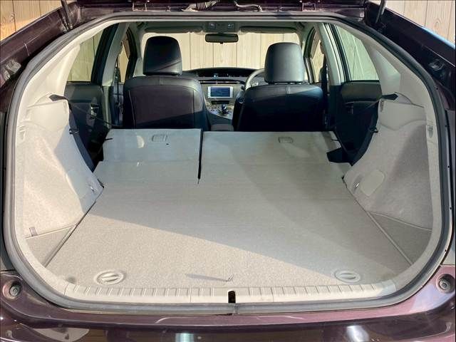 TOYOTA PRIUS 2013 Image 31