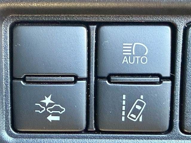 TOYOTA VOXY 2020 Image 31