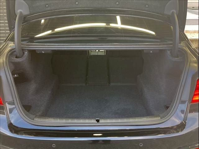 BMW 5SERIES SEDAN 2018 Image 31