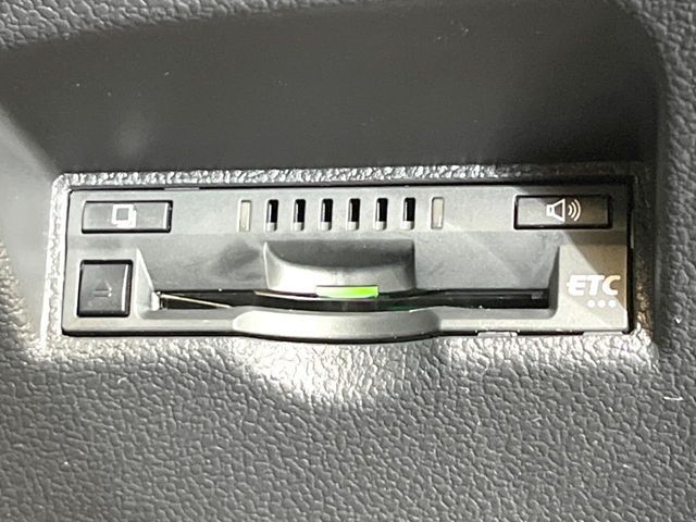 TOYOTA PRIUS 2017 Image 31