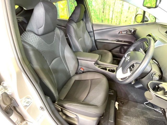 TOYOTA PRIUS 2017 Image 31