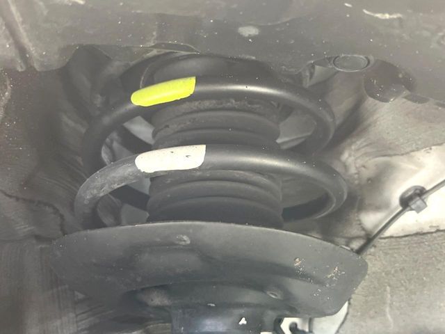 TOYOTA PRIUS 2017 Image 31