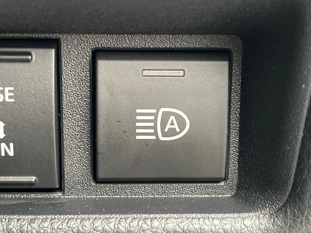 TOYOTA SIENTA HYBRID 2023 Image 31