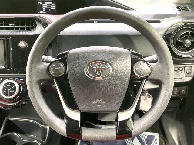 TOYOTA AQUA 2018 Image 31