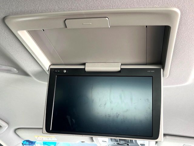 TOYOTA VELLFIRE 2018 Image 31