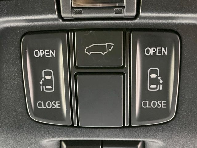 TOYOTA VELLFIRE 2018 Image 31