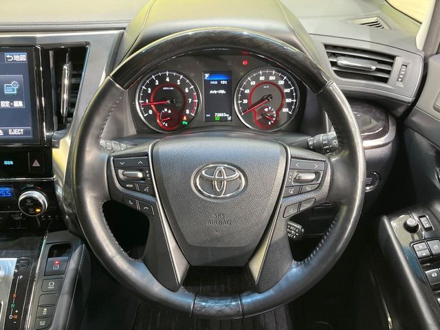 TOYOTA VELLFIRE 2018 Image 31